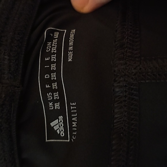 MENS SHORTS - Picture 6 of 6